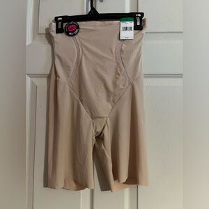 Maidenform high waisted shaper, size large, NWT